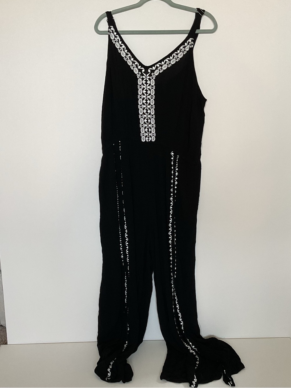 American Rag Black Embroidered Wide Leg Jumpsuit Boho Sleeveless Romper